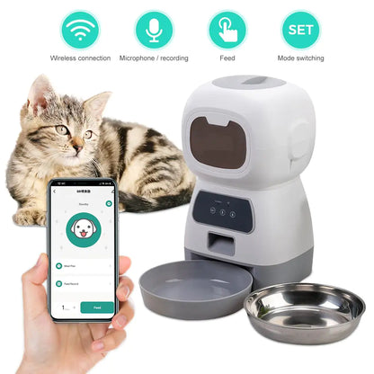 Doggie Deluxe™ Automatic Pet Feeding System