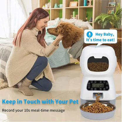 Doggie Deluxe™ Automatic Pet Feeding System